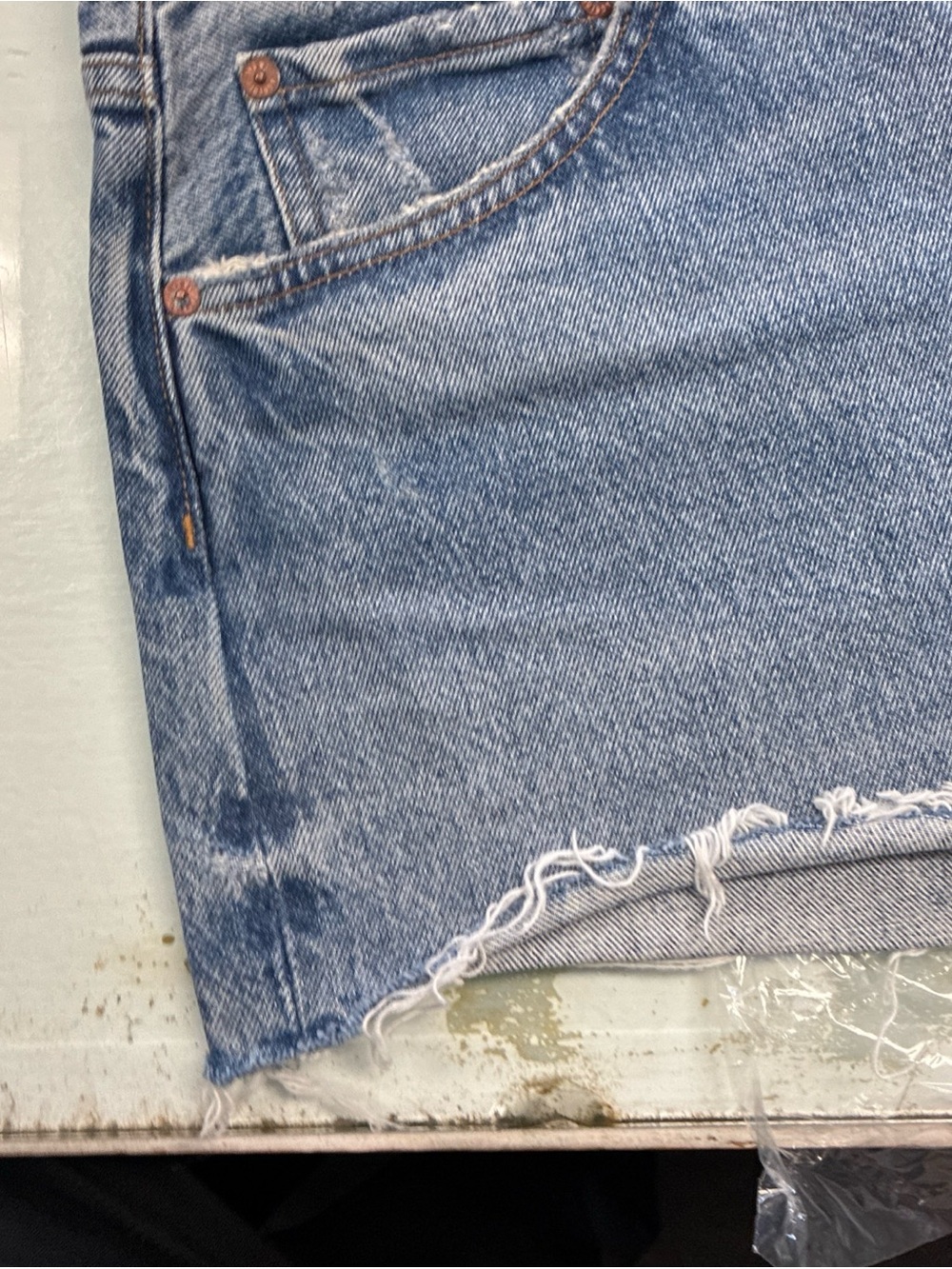 Agolde Parker Vintage Cut Off Short - Light Wash Blue Denim - Size 29 NWT New - Picture 8 of 16